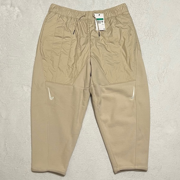 Nike | Sportswear Swoosh Women's Curve Plush Trousers - Picture 2 of 3